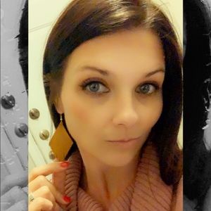 Meet your Posher, Ashleigh